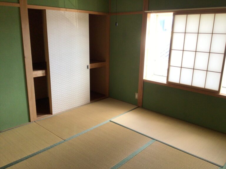 ロイヤルハイツKAGAYA